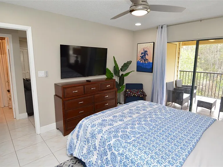 8752 Mallard Reserve Dr #203 — Photo 43