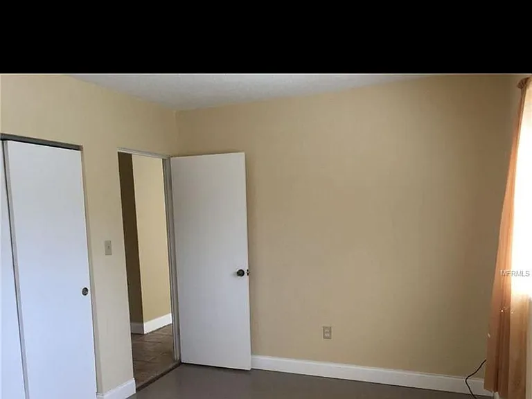 5335A Palmetto Rd — Photo 6