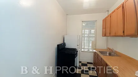 Rented by ZealEstate Group Inc