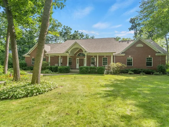 2810 N David Ct, Oregon, IL 61061