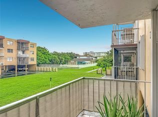 Tallwood North Condo, Hollywood, FL 33021
