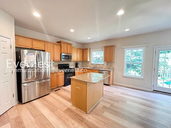 5995 Chinook Ct — Photo 4