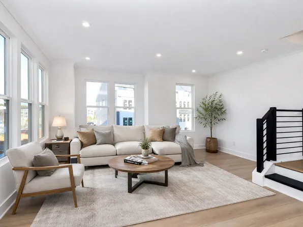 5027 Dutchess Dr #1, Charlotte, NC 28217