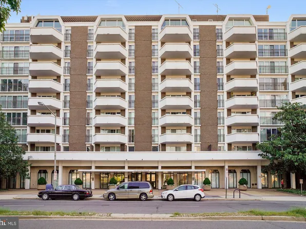 700 7th St SW APT 234, Washington, DC 20024