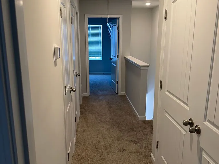 1407 Walker Way — Photo 7