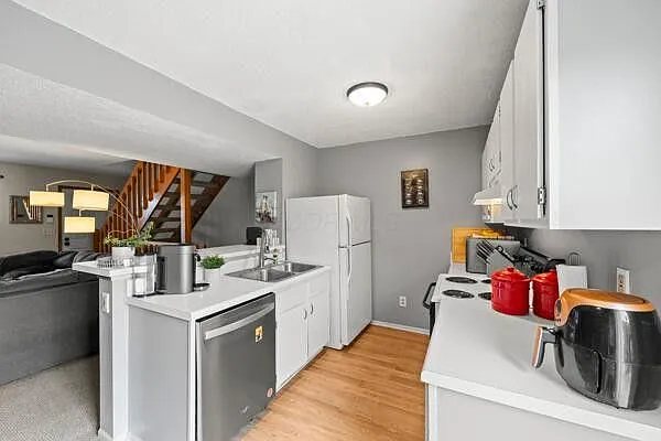 5153 Singleton Dr #44B — Photo 10