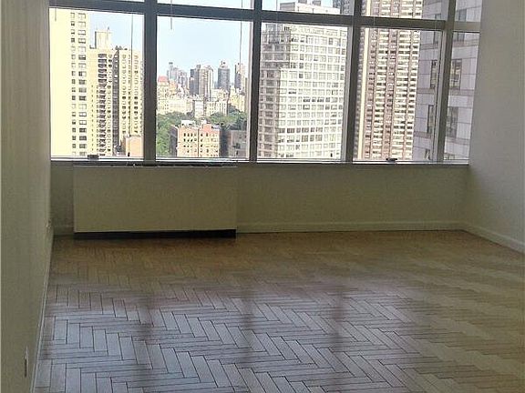 2nd image of 160 W 66th St APT 29E