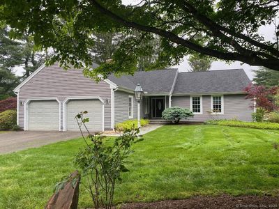 2 Tunxis Place, Cheshire, CT, 06410