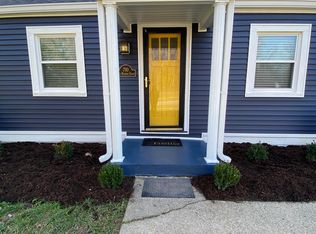 710 Old Harrods Creek Rd, Louisville, KY 40223