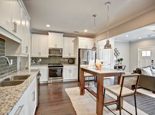 914 Westmoreland Cir NW, Atlanta, GA 30318