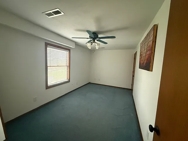 1114 Duck Creek Dr — Photo 24