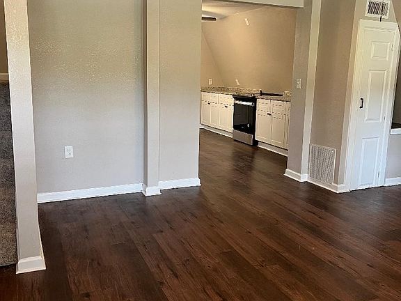 3rd image of 7809 Shannon Dr