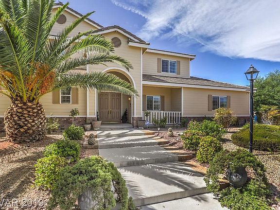 3rd image of 7611 Leybourne Ct