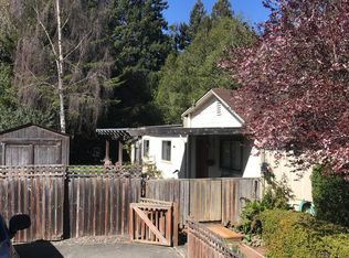 6106 Beechwood Dr, Eureka, CA 95503