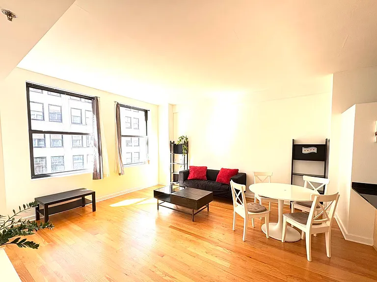 5 N Wabash Ave #1303 — Photo 5