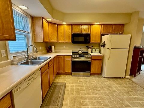 3rd image of 2302 Branch Rd
