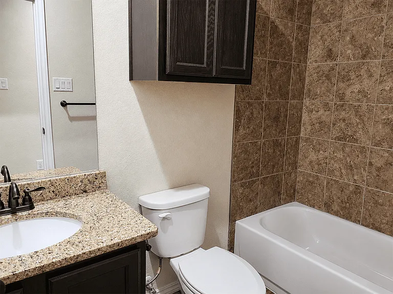 345 Emma Dr #345 — Photo 9