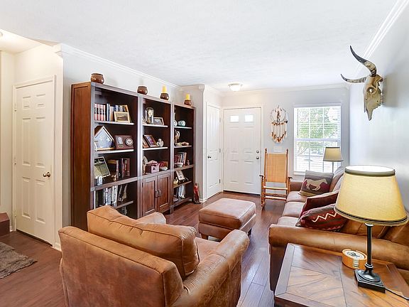 3rd image of 5748 Winding Rock Dr