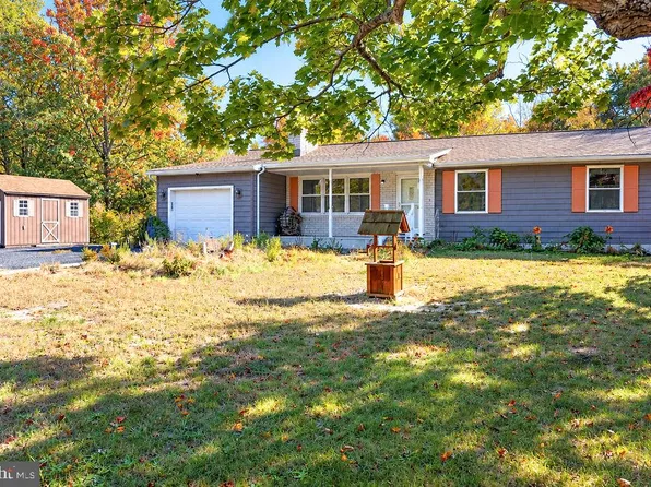 46 Station Rd, Leesburg, NJ 08327