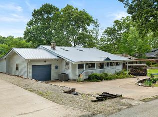 246 E Lakeshore Dr, Cherokee Village, AR 72529