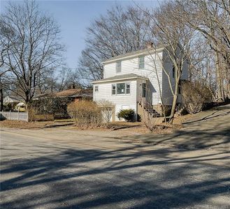 41 Courtland Avenue, Waterbury, CT, 06705
