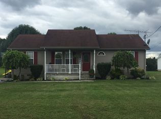 229 E Airport Dr, McMinnville, TN 37110