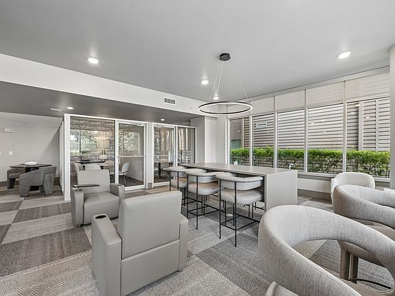 3rd image of 4200 Scotland St APT 320