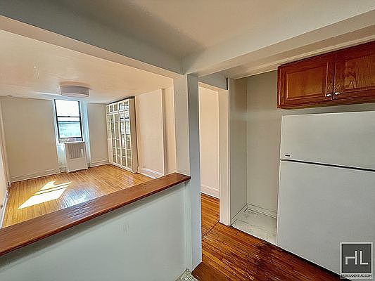 1st image of 182 Saint Marks Ave APT 4