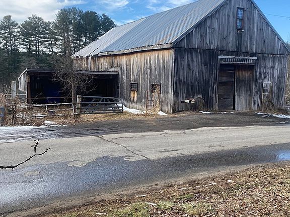 2nd image of 470 High St