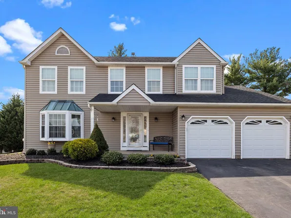 6217 Mark Cir, Bensalem, PA 19020