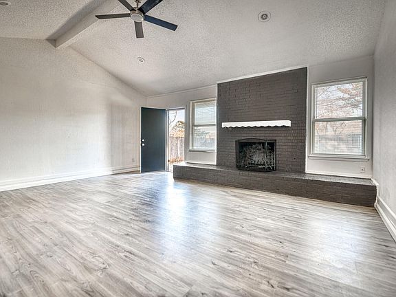 5th image of 1505 W Lamar Blvd