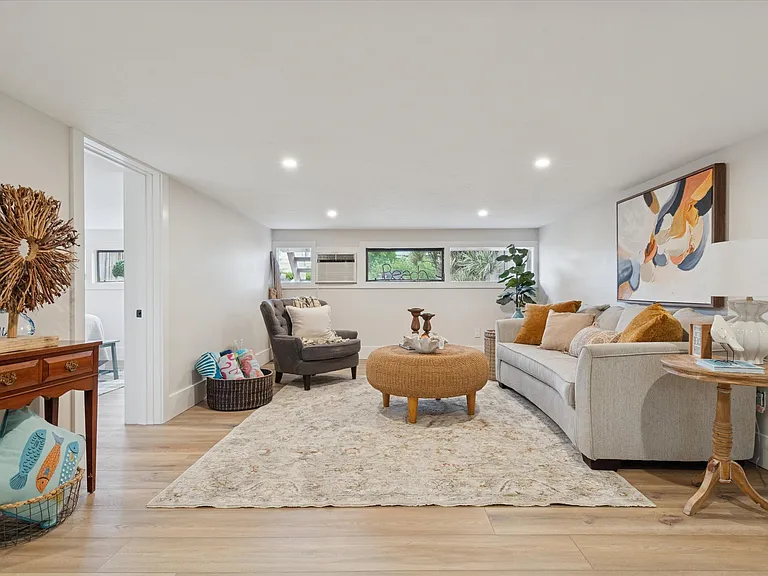 3803 E Bay Dr — Photo 2