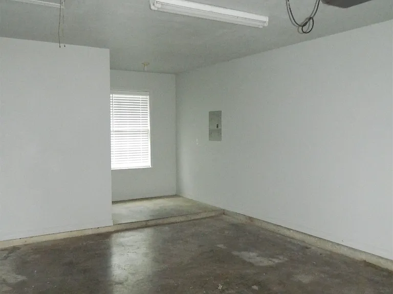 1302 W Exchange St — Photo 24