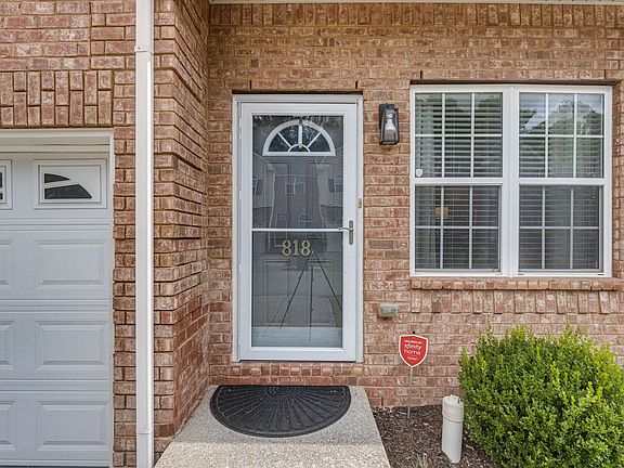 3rd image of 818 Spence Enclave Ln