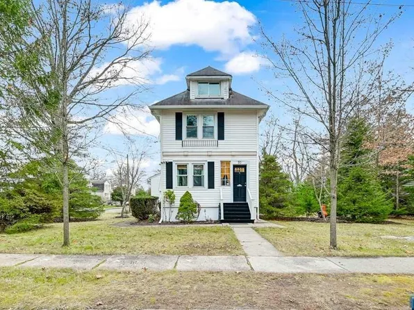 50 Dean St, Glen Rock, NJ 07452