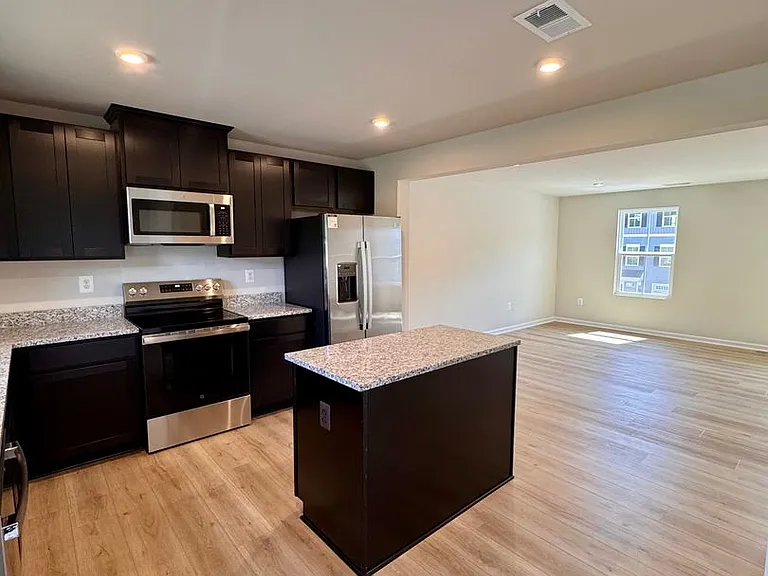 2905 Orchard Ridge Ln — Photo 8
