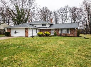 24357 Maple Ridge Rd, North Olmsted, OH 44070