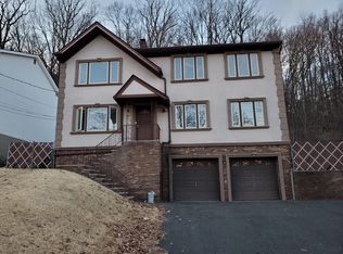 54 Mountain Park Rd FLOOR 2, Clifton, NJ 07013