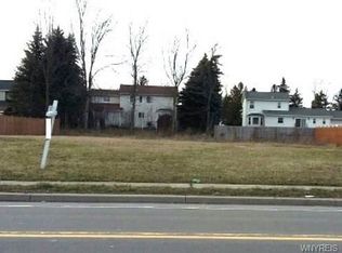 8310 Packard Rd, Niagara Falls, NY 14304