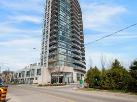 160 Vanderhoof Ave