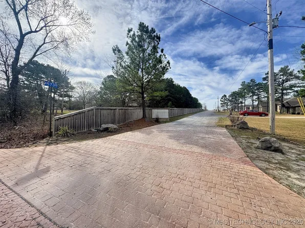 16399 N 573rd Rd, Tahlequah, OK 74464