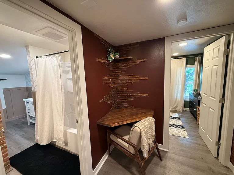 624 6th Ave S #2 — Photo 5