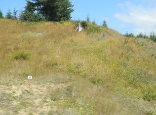 210 Foxglove Way, Reedsport, OR 97467