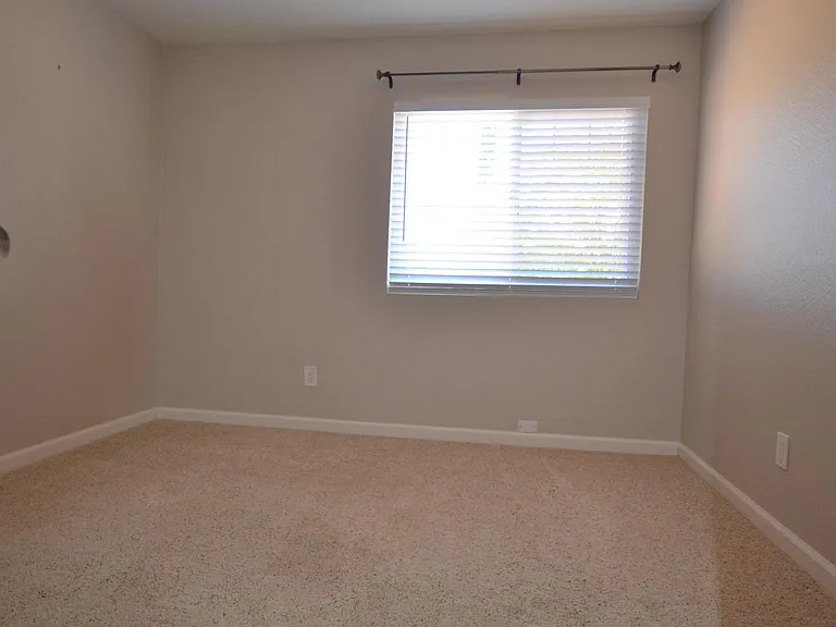 25487 Marvin Gardens Way — Photo 18
