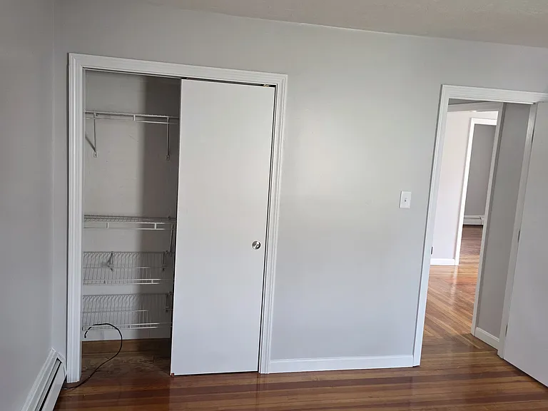 Closet Bedroom 1