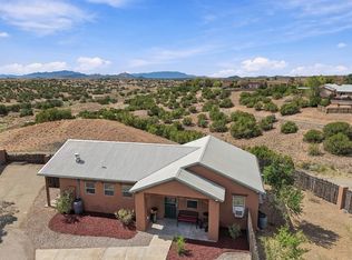 4752 Camino Unido, Santa Fe, NM 87507