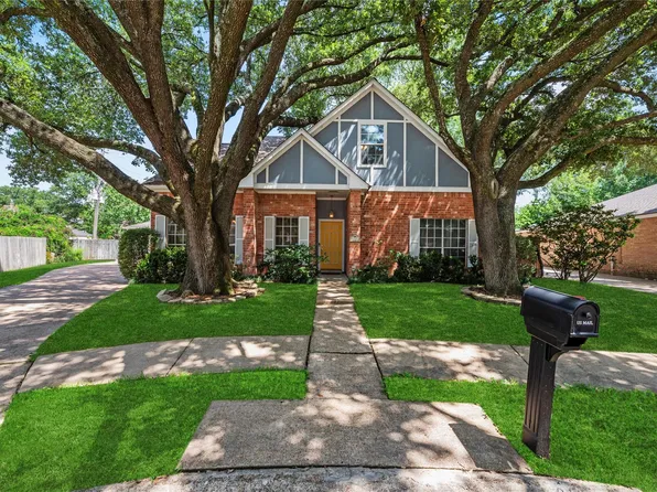 8106 Tall Firs Ln, Houston, TX 77095
