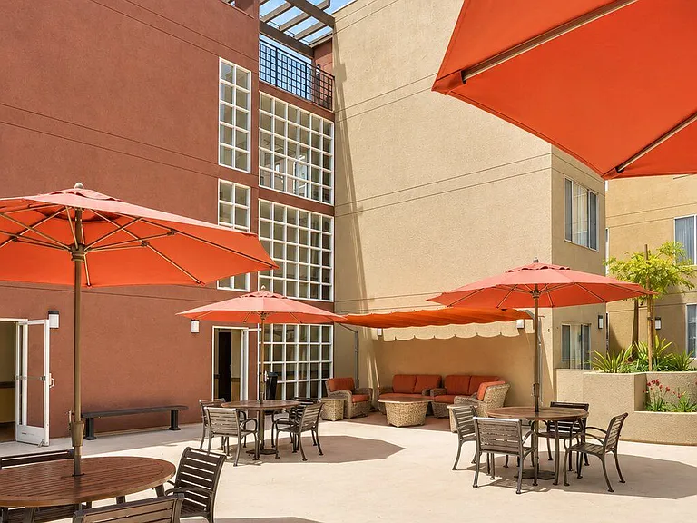 Huntington Plaza Senior Apartments — Photo 6