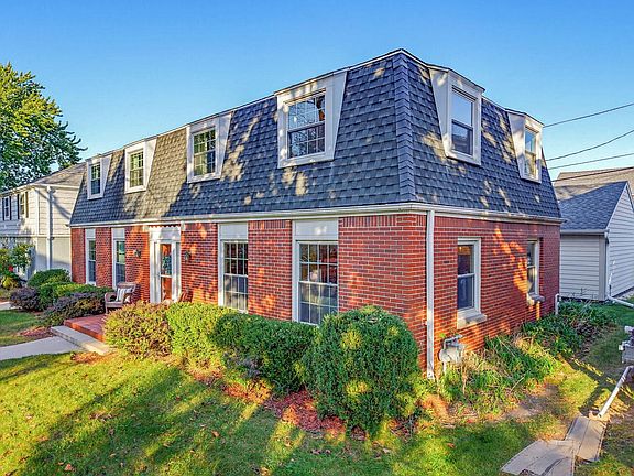 2nd image of 4436 N Frederick AVENUE #4438