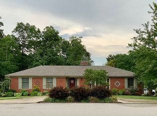 370 Harrodswood Rd, Frankfort, KY 40601